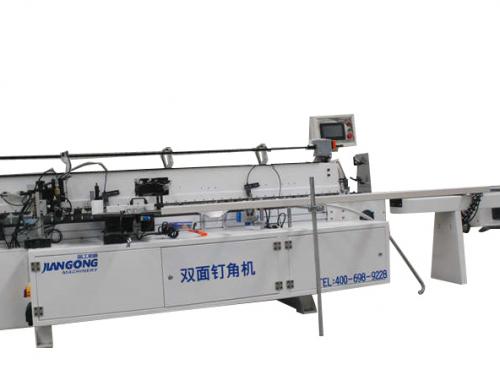 Double-sided corner nailing machine